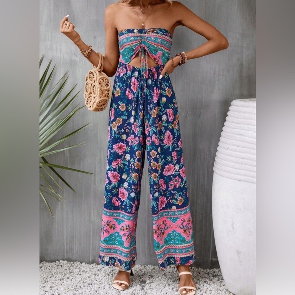 Magnolia Boutique Strapless Navy colorful floral print.Jumpsuit Size Small